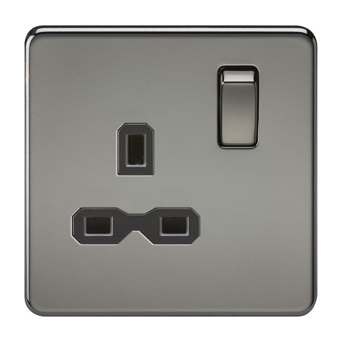 MLA-Knightsbridge Screwless Socket 1 Gang Black Nickel  with Black Insert 