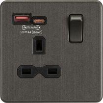 MLA Knightsbridge Smoked Bronze Single Socket with Dual Fastcharge USB A+ C Black Inserts